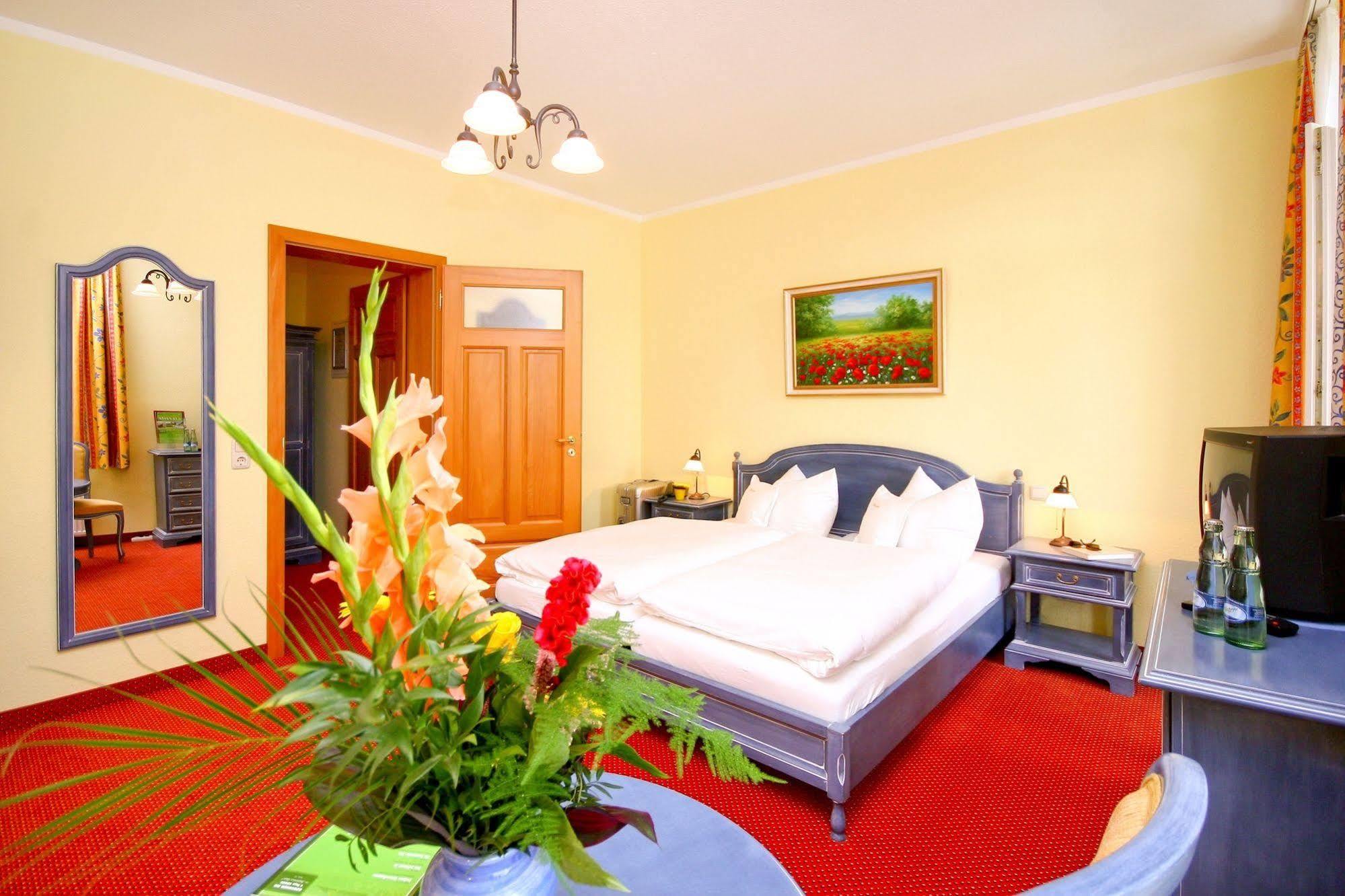 בינץ Hotel Garni Getreuer Eckart מראה חיצוני תמונה